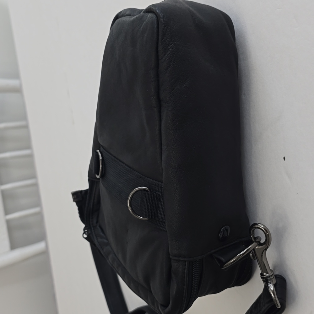Vintage Black Leather Padded Camera Shoulder  Bag Korea Detachable Strap - Picture 9 of 15